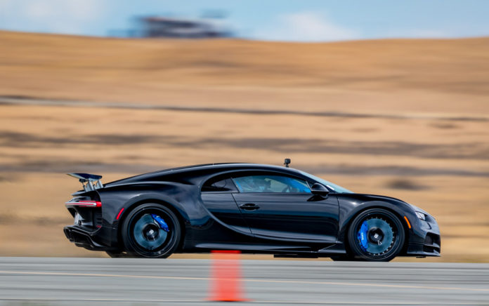 Bugatti Chiron half mile speed record